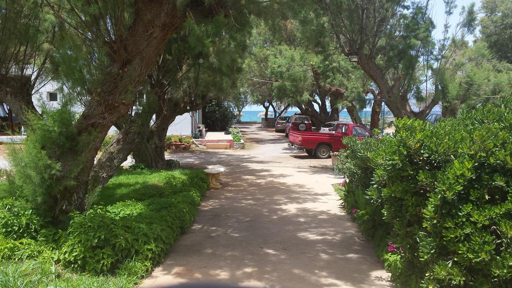 Rooms Leonidas Kissamos Exterior photo