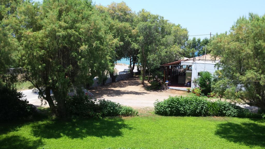 Rooms Leonidas Kissamos Exterior photo