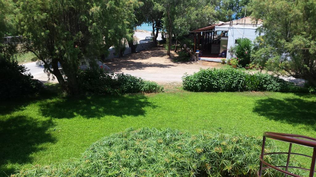 Rooms Leonidas Kissamos Exterior photo